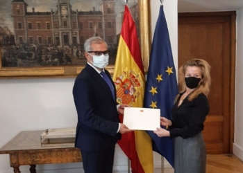 El nuevo embajador de Turquía en España presenta sus Copias de Estilo