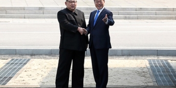 España espera que las dos Coreas logren una “desnuclearización completa”