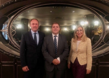 Ramón Galcerán, presidente de Grant Thornton_ Juan Manuel Serrano, presidente de Correos_ y Núria Vilanova, presidenta de CEAPI