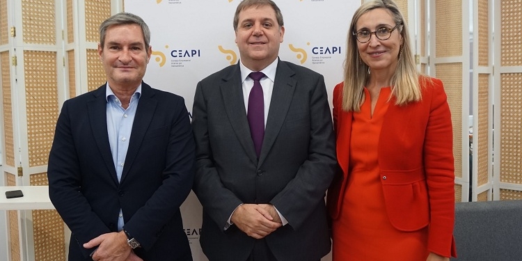 Correos aspira a convertirse en “un eje logístico entre Europa, Asia y Latinoamérica”