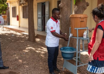 El apoyo a Ucrania, uno de los 171 proyectos de cooperación de Cruz Roja Española