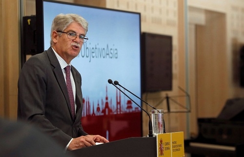 Dastis confía en que el Brexit ayude a atraer inversiones asiáticas a España