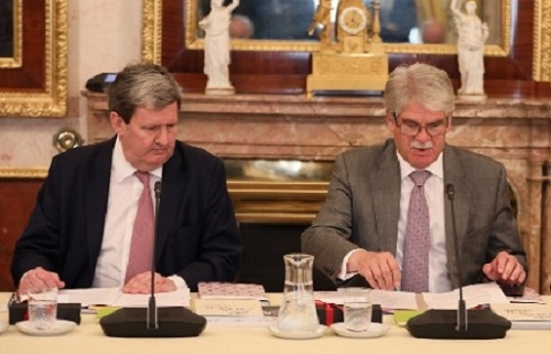 El Patronato del Cervantes se reúne sin el Rey ni Rajoy a causa de Cataluña