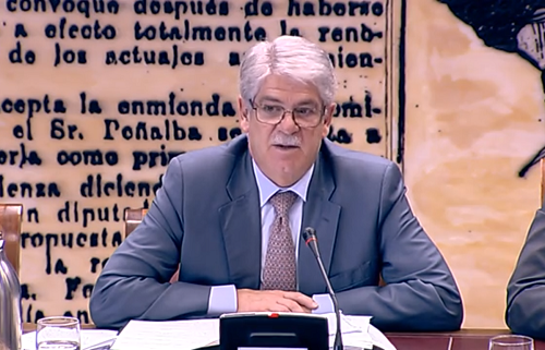 Exteriores admite problemas laborales en AECID y espera que Hacienda «ayude»