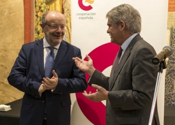 Dastis y García Casas viajan a Antigua para preparar la Cumbre Iberoamericana