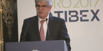 Dastis: “La economía española sería más débil y volátil sin Iberoamérica”