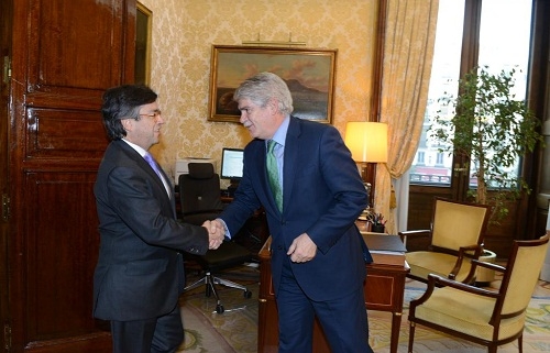 Dastis analiza con el presidente del BID el impacto de Trump en Iberoamérica