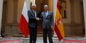 Polonia pide que la UE actúe «junta» frente a los intentos de Rusia por dividirla