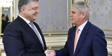 España y Ucrania se apoyan mutuamente en defensa de la integridad territorial