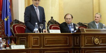 Dastis llama a «pasar del consenso permisivo al participativo» en la UE