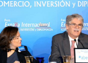 Dastis: “Una vez que gobierne, Trump verá que la OTAN y la UE son imprescindibles”