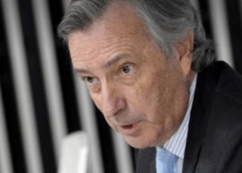 Jorge Dezcallar: “El Gobierno no contrarresta eficazmente la propaganda independentista”