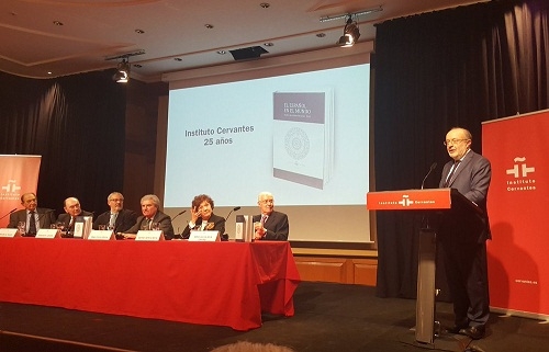 García de la Concha: “El futuro del español como lengua internacional se juega en EEUU”