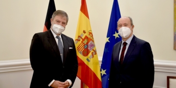 Campo y el embajador alemán exploran las relaciones bilaterales en materia de justicia