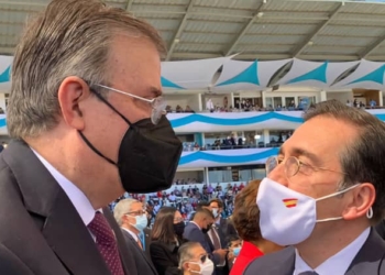 Ebrard y Albares, en Tegucigalpa.