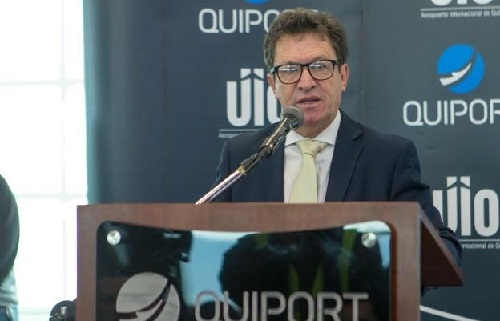 El embajador de Ecuador inaugura la nueva ruta aérea entre Madrid y Quito