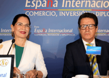 La ministra de Industria de Ecuador asegura que “España es una sola”