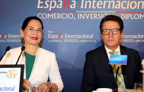 La ministra de Industria de Ecuador asegura que “España es una sola”