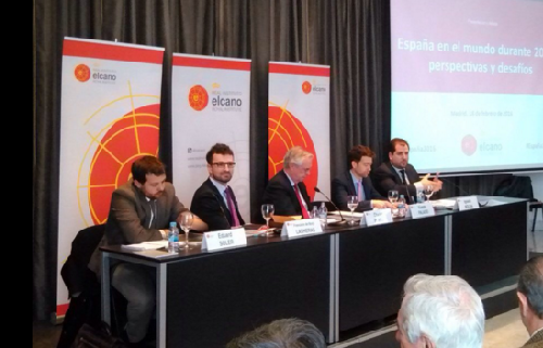 Elcano prevé “más pluralidad y más Parlamento” en la nueva acción exterior