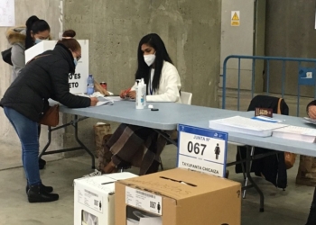 Casi 180.000 ecuatorianos votarán desde España en la segunda vuelta presidencial