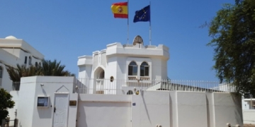 La Embajada de España en Omán cierra por un caso de coronavirus