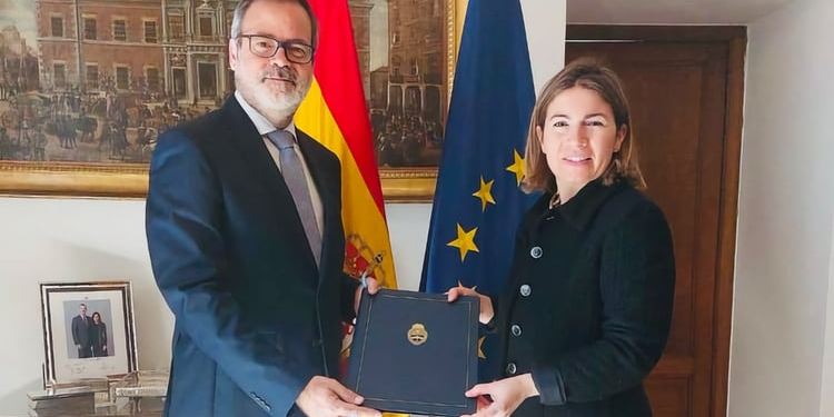 Roberto Bosch presenta Copias de Estilo como embajador de Argentina