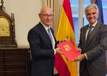 El nuevo embajador checo en España presenta sus Copias de Estilo