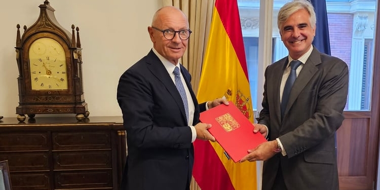 El nuevo embajador checo en España presenta sus Copias de Estilo