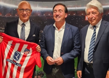 Libor Sečka se incorpora a su puesto de embajador de Chequia en España