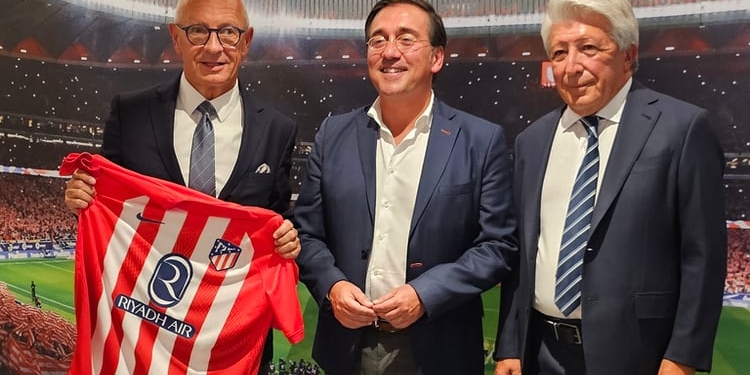 Libor Sečka se incorpora a su puesto de embajador de Chequia en España