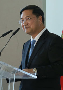Conferencia del embajador Hong-Jo Chun sobre deporte y paz en Corea