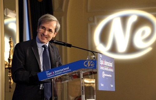 Francia asegura que no quiere “suplantar ni sustituir” a España en Cuba