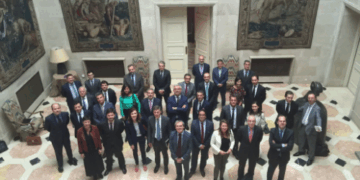 El embajador francés recibe a 30 empresarios españoles que invierten en Francia