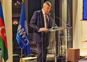 Una delegación empresarial griega visitará España a principios del año próximo