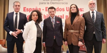 La embajadora de EEUU afirma que la relación con España es más intensa que nunca