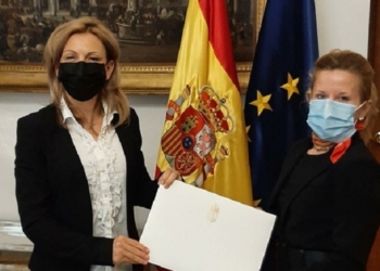 La nueva embajadora de Hungría en España presenta sus Copias de Estilo