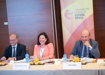 La nueva embajadora de España en Brasil se reúne por primera vez con la Fundación Consejo