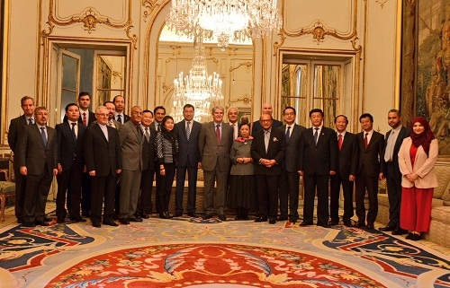 Dastis defiende el aperturismo frente al proteccionismo ante los embajadores de Asia-Pacífico