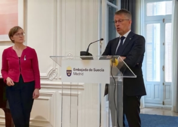 La embajadora de Finlandia, junto a su homólogo sueco./ Foto: Cortesía The Objective