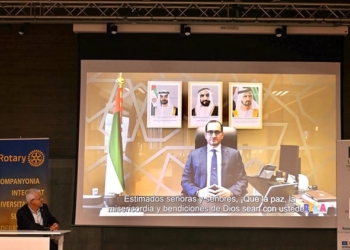 El embajador de Emiratos destaca su compromiso con la paz en el Congreso ‘Ruta de la Paz”