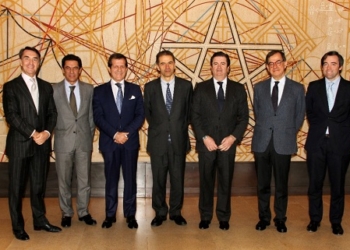 Endesa y Fundación Carolina crean un programa pionero de becas para Portugal