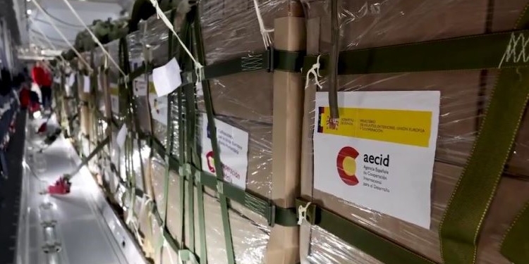 Sale de Zaragoza un nuevo envío de emergencia a Gaza coorganizado por Exteriores y Defensa