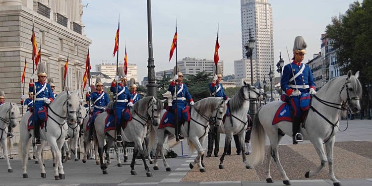 Dieciséis embajadores extranjeros, a la espera de presentar Cartas Credenciales