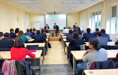 Exteriores lanza nuevas iniciativas para la formación de los diplomáticos españoles