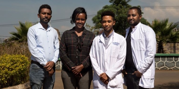 España, Italia y la UE invertirán cinco millones para apoyar la especialización médica en Etiopía