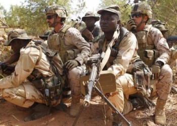 España duplicará sus efectivos para asumir el mando de la misión en Mali