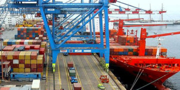 El dinamismo de las exportaciones reduce el déficit comercial en un 28,7%