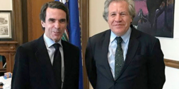 Aznar pide que Venezuela sea “punto central” de la política exterior española