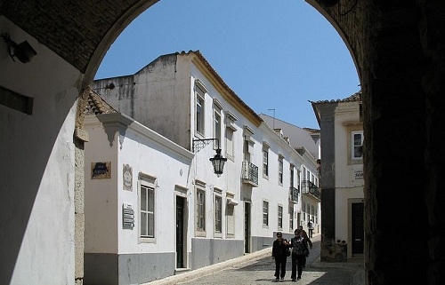 El Gobierno reorganiza la red consular honoraria en el sur de Portugal