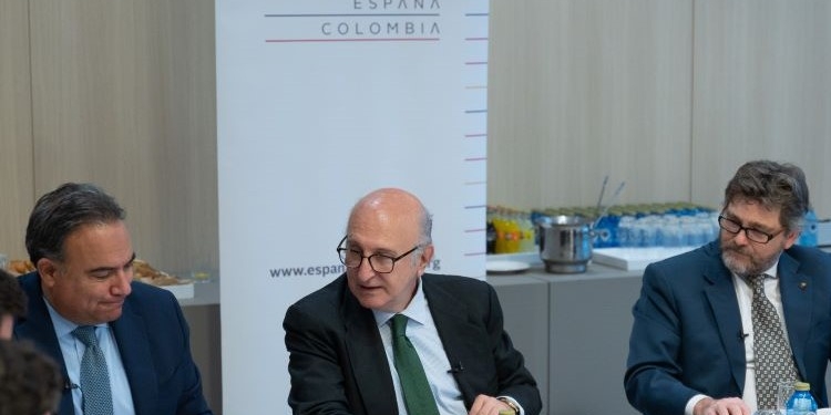 Fernández Trigo destaca la victoria de Petro y la buena relación de Duque con España